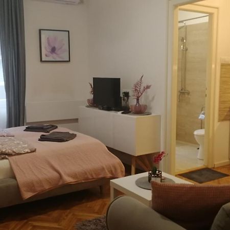 Peyton Apartment Beograd Ngoại thất bức ảnh