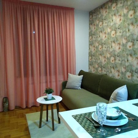 Peyton Apartment Beograd Ngoại thất bức ảnh