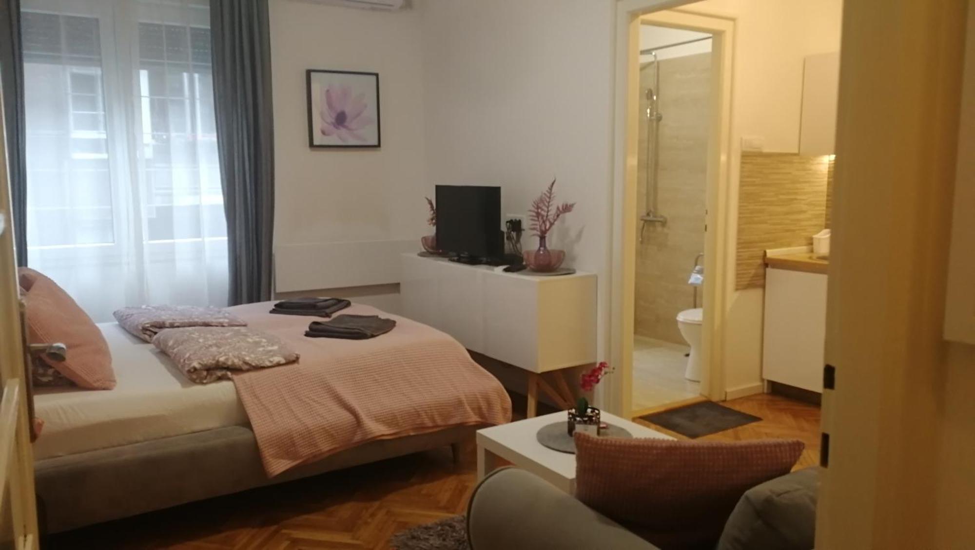 Peyton Apartment Beograd Ngoại thất bức ảnh