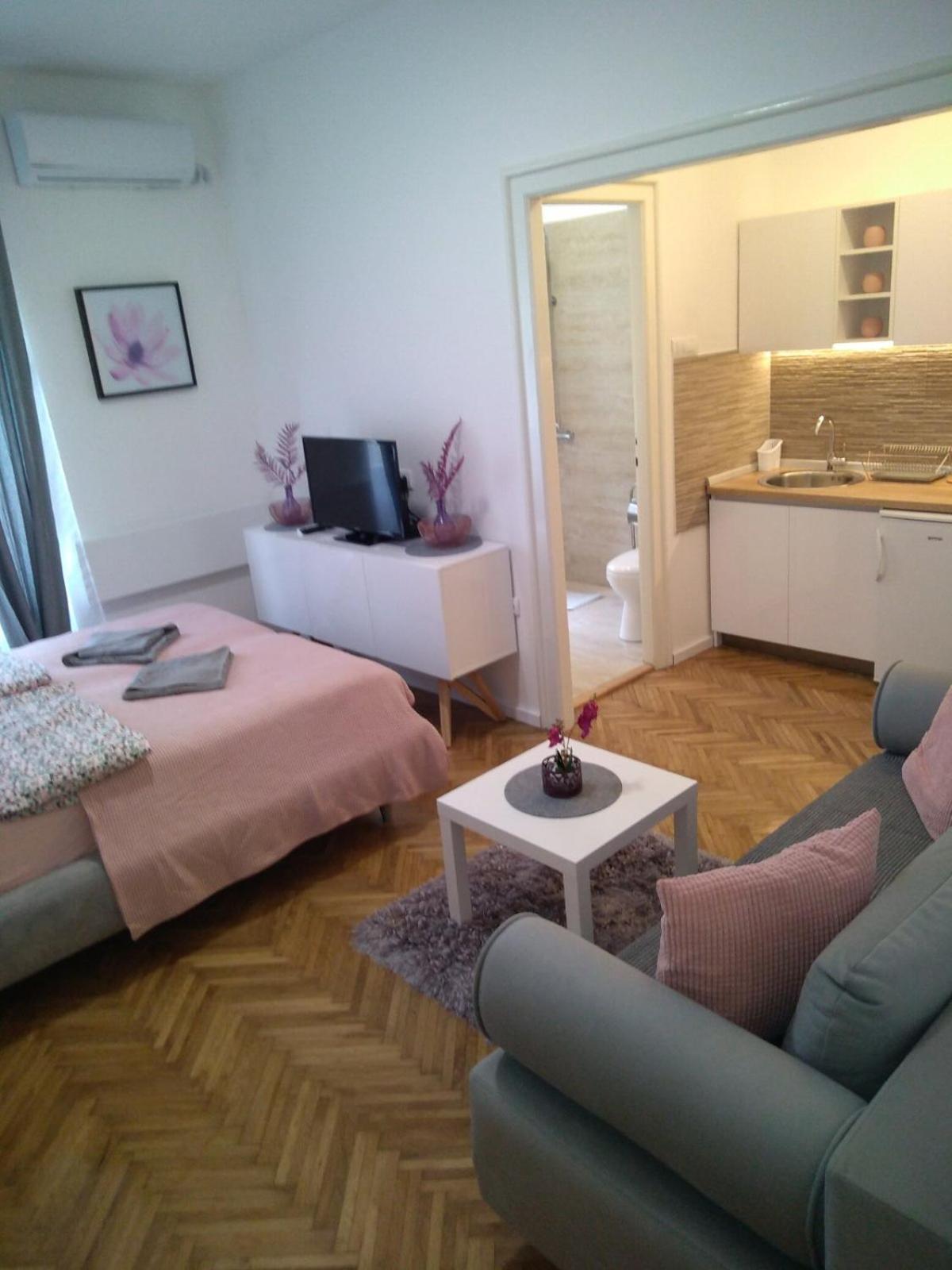 Peyton Apartment Beograd Ngoại thất bức ảnh