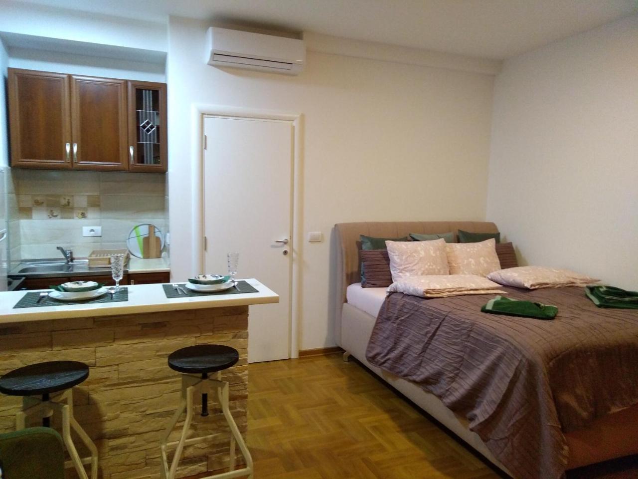 Peyton Apartment Beograd Ngoại thất bức ảnh