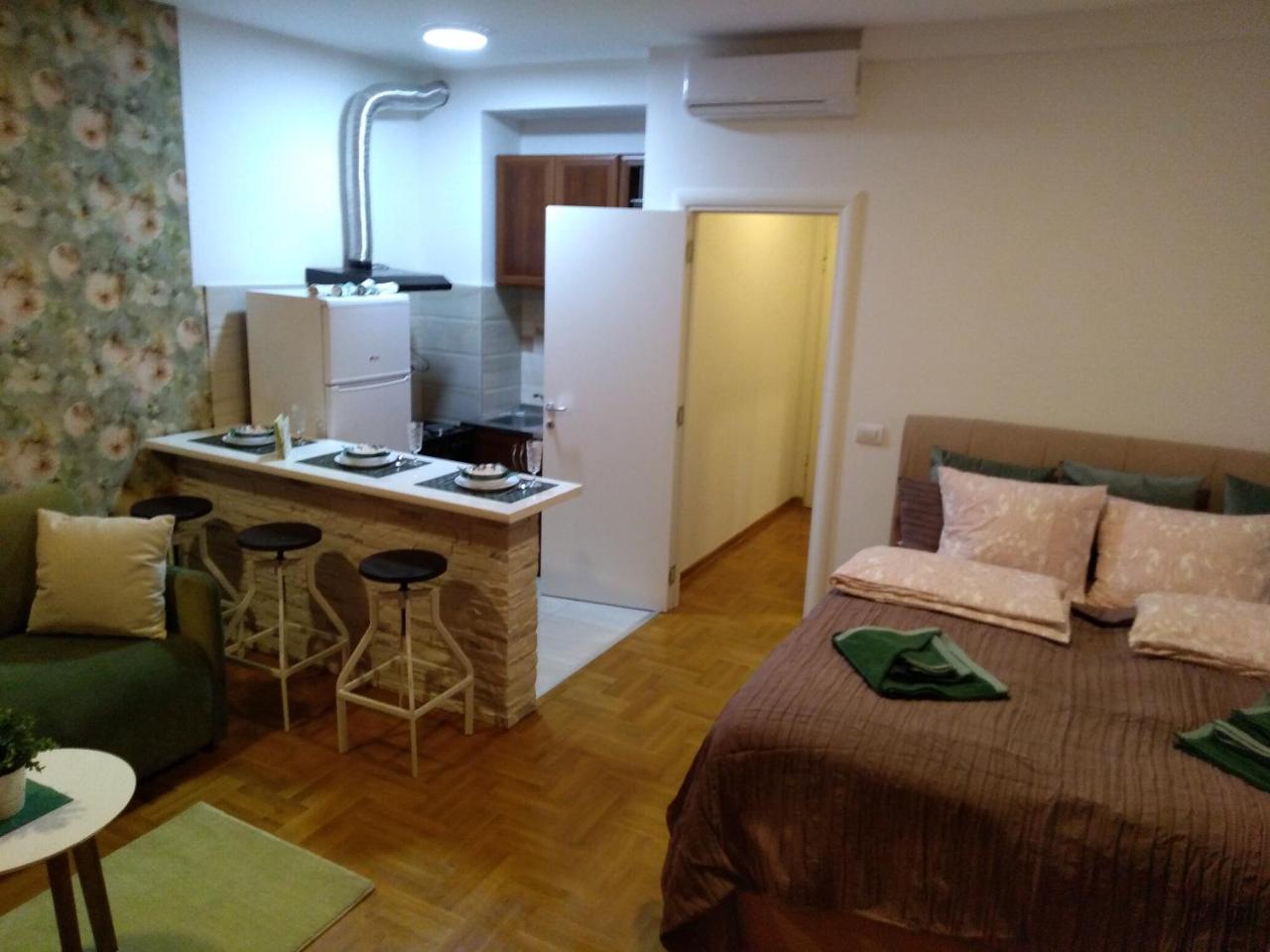 Peyton Apartment Beograd Ngoại thất bức ảnh